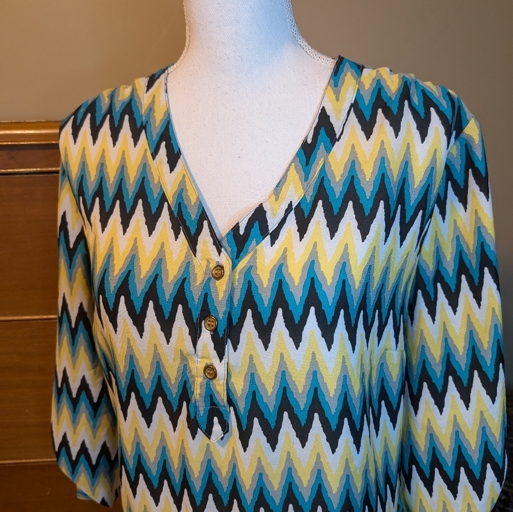 Riley + James Blouse Chevron Black Teal Gray Yellow Blouse - Picture 3 of 12